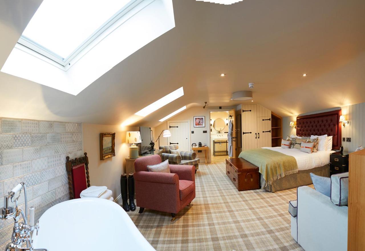 The Farrier Hotel สการ์โบโรห์ ภายนอก รูปภาพ